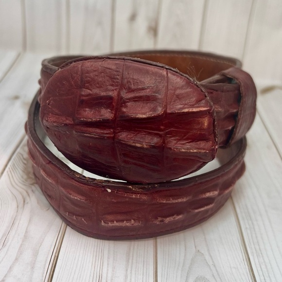 Admirable Genuine Alligator Crocodile Cayman Belt w/ Buckle Red Brown - Picture 2 of 9